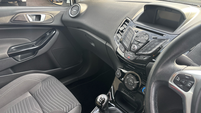 Ford Fiesta 1.25 82 Zetec 3dr Petrol Hatchback